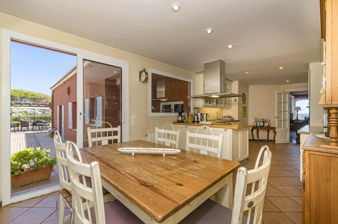 Chalet de 7 habitaciones en Punta Prima en venta con piscina garaje - 3.695.000 € (Ref: 9515980)