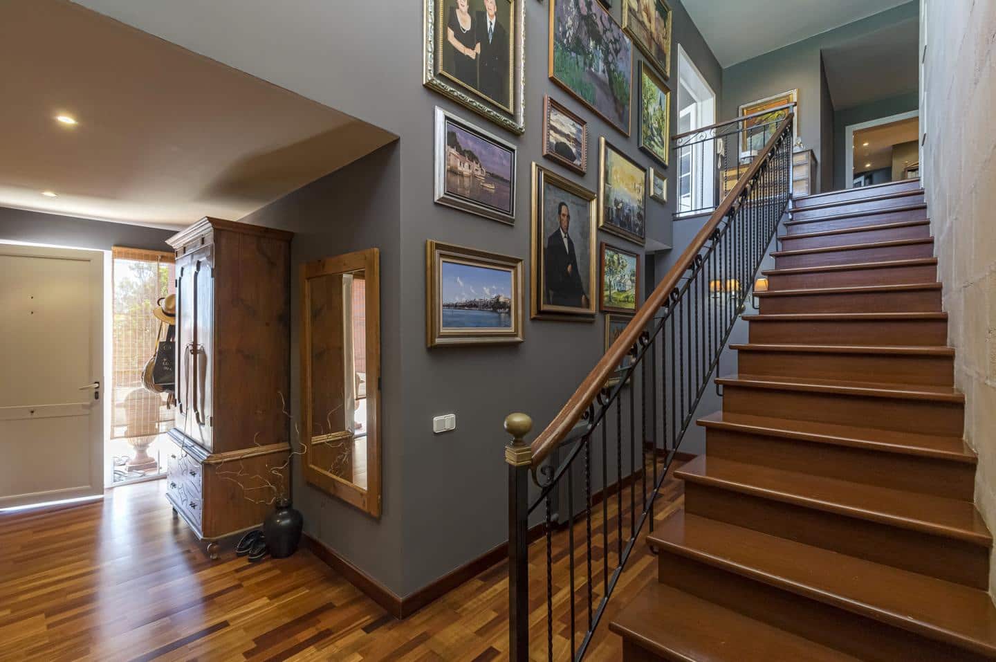 Chalet de 7 habitaciones en Punta Prima en venta con piscina garaje - 3.695.000 € (Ref: 9515980)