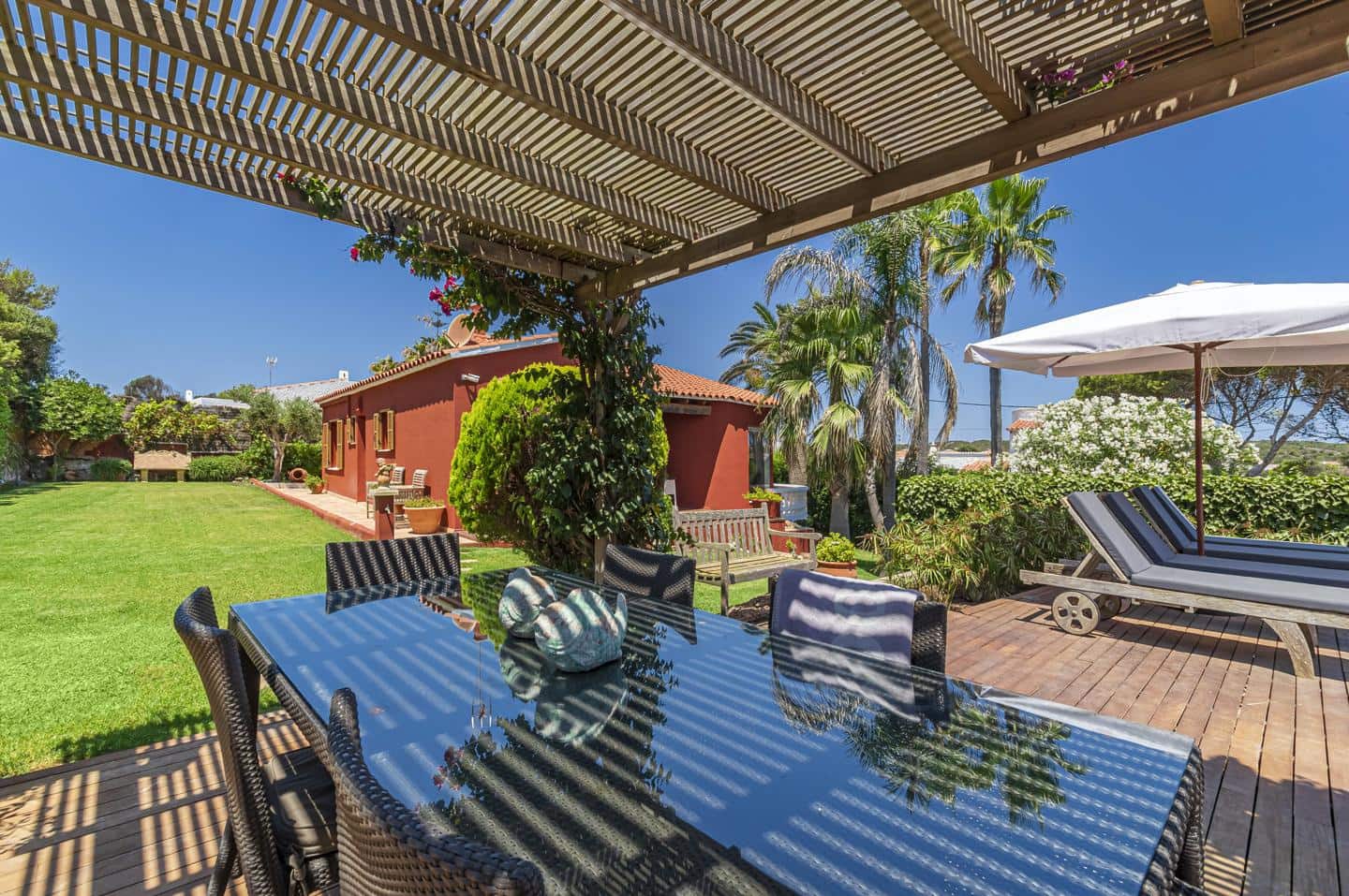 Chalet de 7 habitaciones en Punta Prima en venta con piscina garaje - 3.695.000 € (Ref: 9515980)