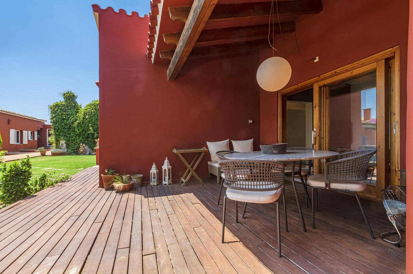 Chalet de 7 habitaciones en Punta Prima en venta con piscina garaje - 3.695.000 € (Ref: 9515980)