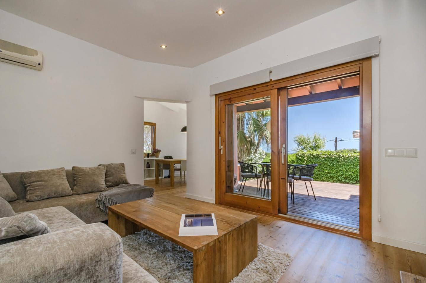 Chalet de 7 habitaciones en Punta Prima en venta con piscina garaje - 3.695.000 € (Ref: 9515980)