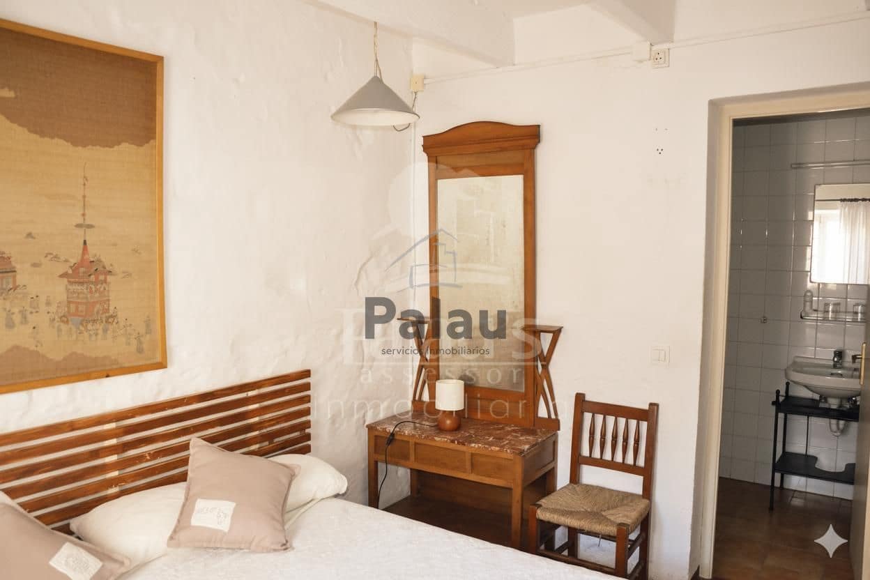 5 bedroom Finca/Country House for sale in El Migjorn Gran / Es Migjorn Gran - € 850,000 (Ref: 9515983)