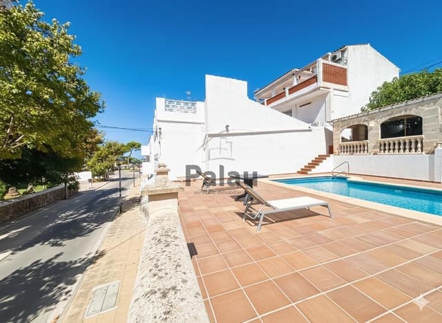 2 soverom Villa til salgs i Ciutadella de Menorca med svømmebasseng - € 420 000 (Ref: 9515984)