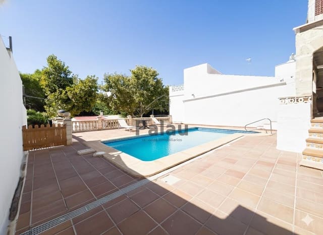 2 soverom Villa til salgs i Ciutadella de Menorca med svømmebasseng - € 420 000 (Ref: 9515984)