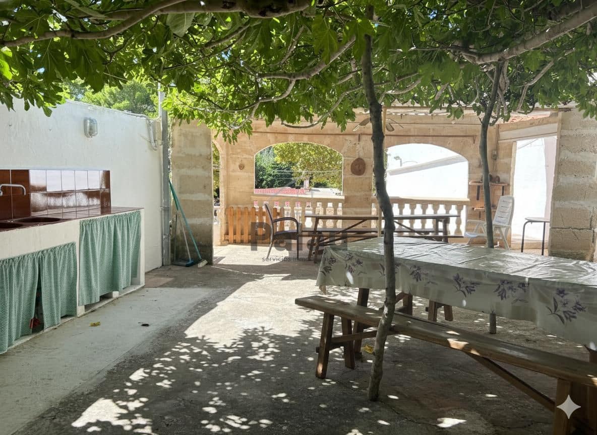 2 soverom Villa til salgs i Ciutadella de Menorca med svømmebasseng - € 420 000 (Ref: 9515984)