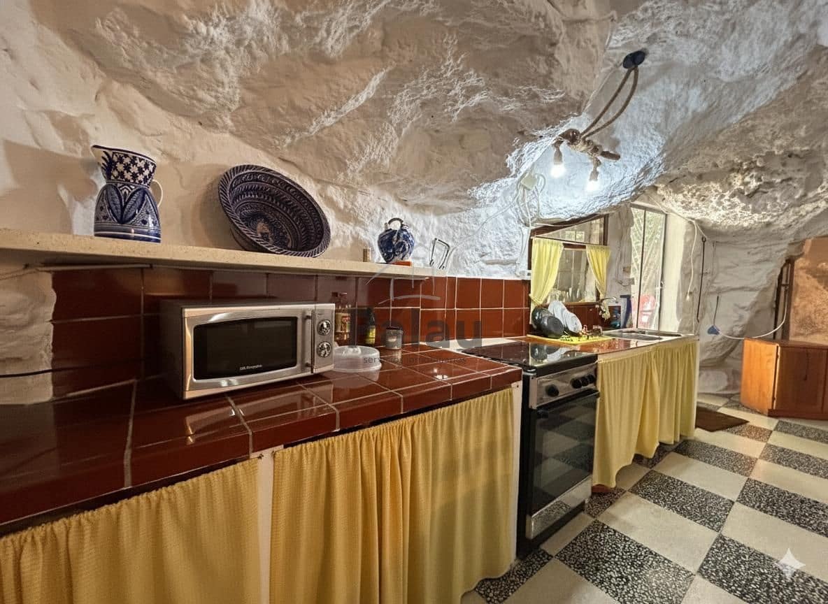 2 soverom Villa til salgs i Ciutadella de Menorca med svømmebasseng - € 420 000 (Ref: 9515984)