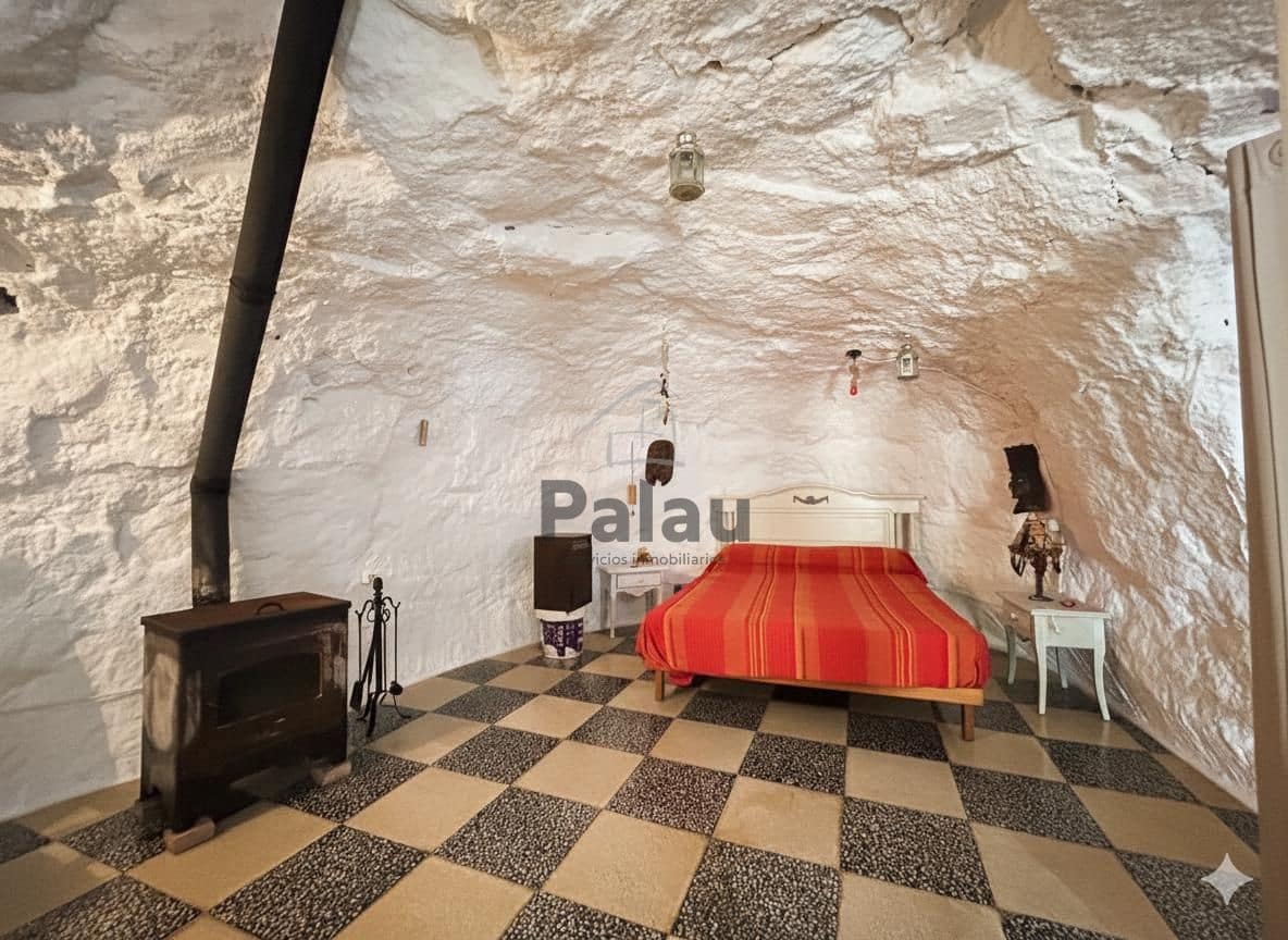 2 soverom Villa til salgs i Ciutadella de Menorca med svømmebasseng - € 420 000 (Ref: 9515984)