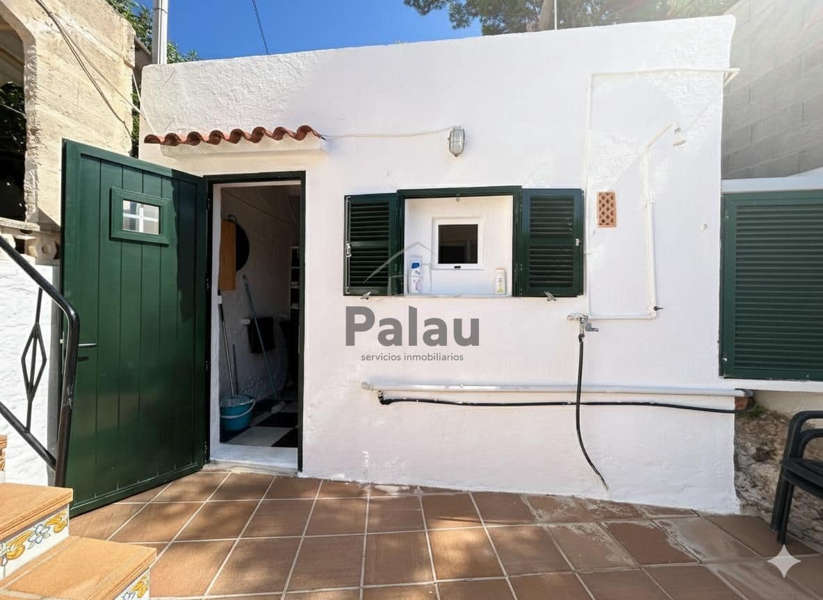 2 soverom Villa til salgs i Ciutadella de Menorca med svømmebasseng - € 420 000 (Ref: 9515984)