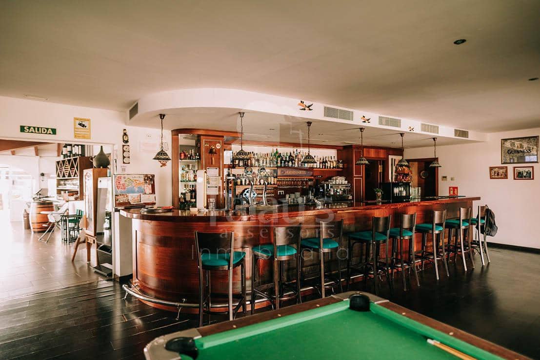 1 soverom Bedrift til salgs i Cap d'Artruix - € 276 000 (Ref: 9515989)