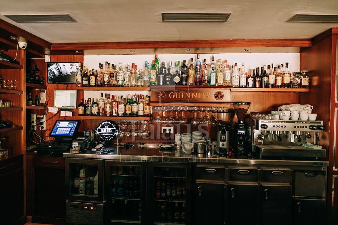 1 soverom Bedrift til salgs i Cap d'Artruix - € 276 000 (Ref: 9515989)