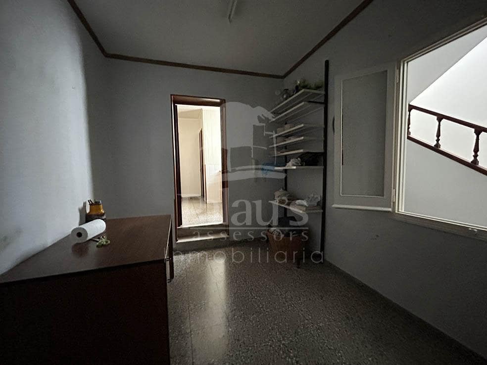 5 slaapkamer Villa te koop in Mahon / Mao - € 650.000 (Ref: 9515992)