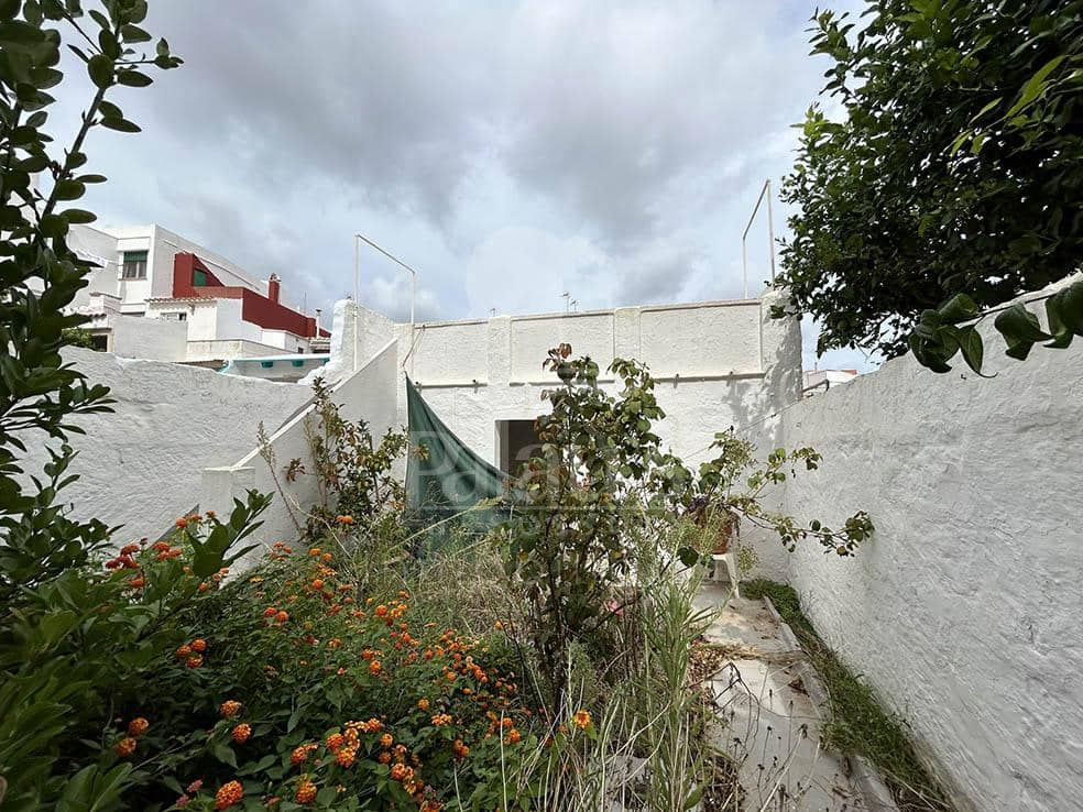 5 slaapkamer Villa te koop in Mahon / Mao - € 650.000 (Ref: 9515992)