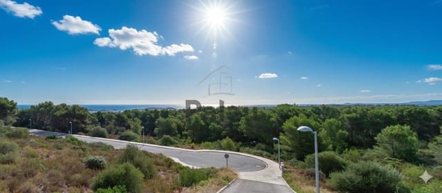 Teren niezagospodarowany na sprzedaż w Coves Noves, Es Mercadal - 417 000 € (Ref: 9515996)