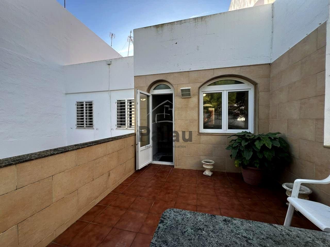 3 slaapkamer Flat te koop in Ciutadella de Menorca met garage - € 689.000 (Ref: 9516578)