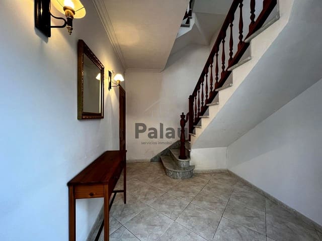 3 slaapkamer Flat te koop in Ciutadella, Ciutadella de Menorca met garage - € 689.000 (Ref: 9516578)