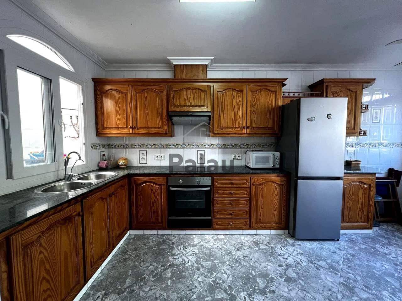 3 slaapkamer Flat te koop in Ciutadella de Menorca met garage - € 689.000 (Ref: 9516578)