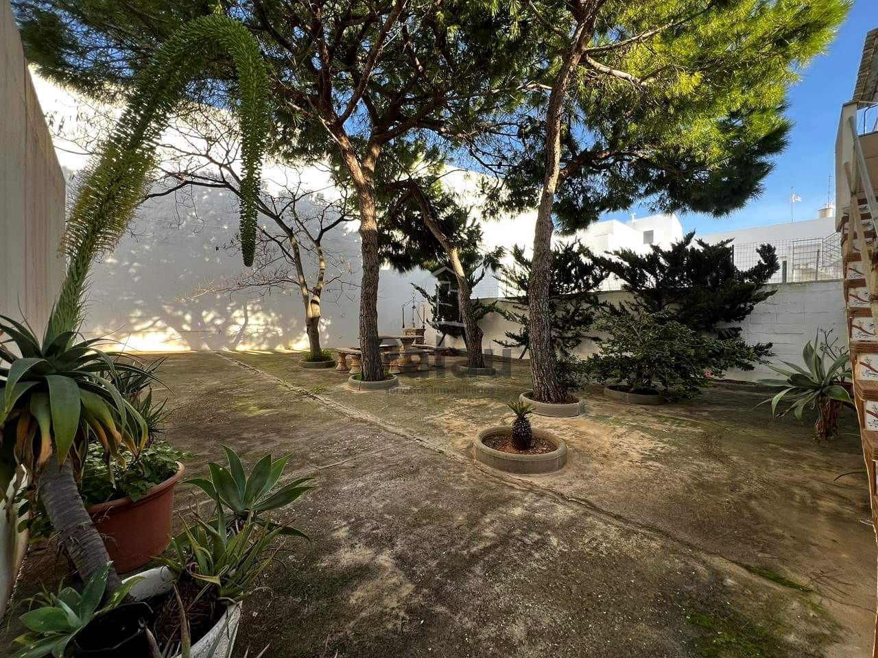 3 slaapkamer Flat te koop in Ciutadella de Menorca met garage - € 689.000 (Ref: 9516578)