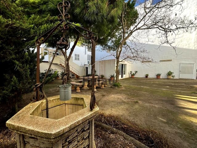 3 slaapkamer Flat te koop in Ciutadella, Ciutadella de Menorca met garage - € 689.000 (Ref: 9516578)