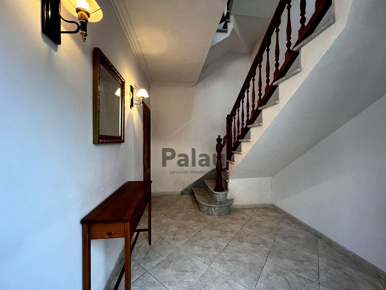 Piso de 3 habitaciones en Ciutadella de Menorca en venta - 371.000 € (Ref: 9516579)