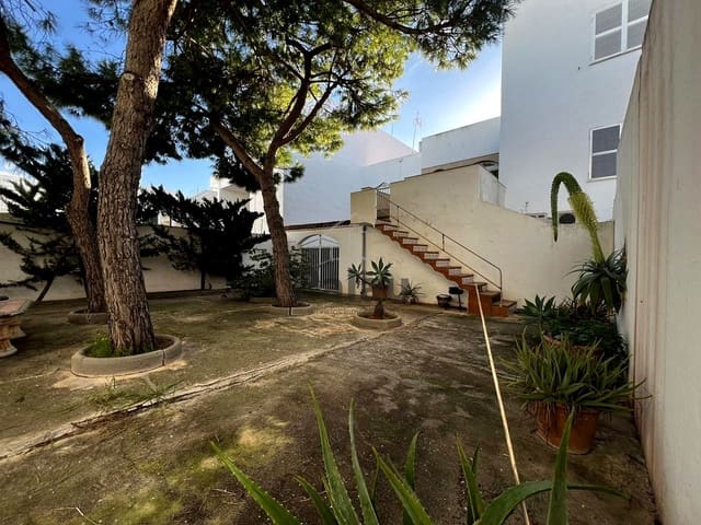 Teren niezagospodarowany na sprzedaż w Ciutadella, Ciutadella de Menorca - 318 000 € (Ref: 9516580)
