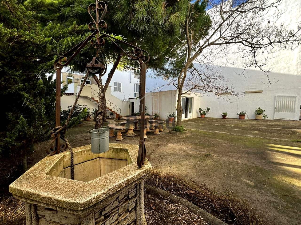 Teren niezagospodarowany na sprzedaż w Ciutadella de Menorca - 318 000 € (Ref: 9516580)