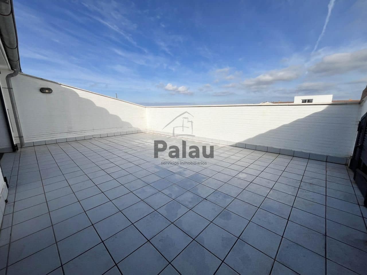 3 soverom Leilighet til salgs i Ciutadella de Menorca med svømmebasseng garasje - € 485 000 (Ref: 9532335)