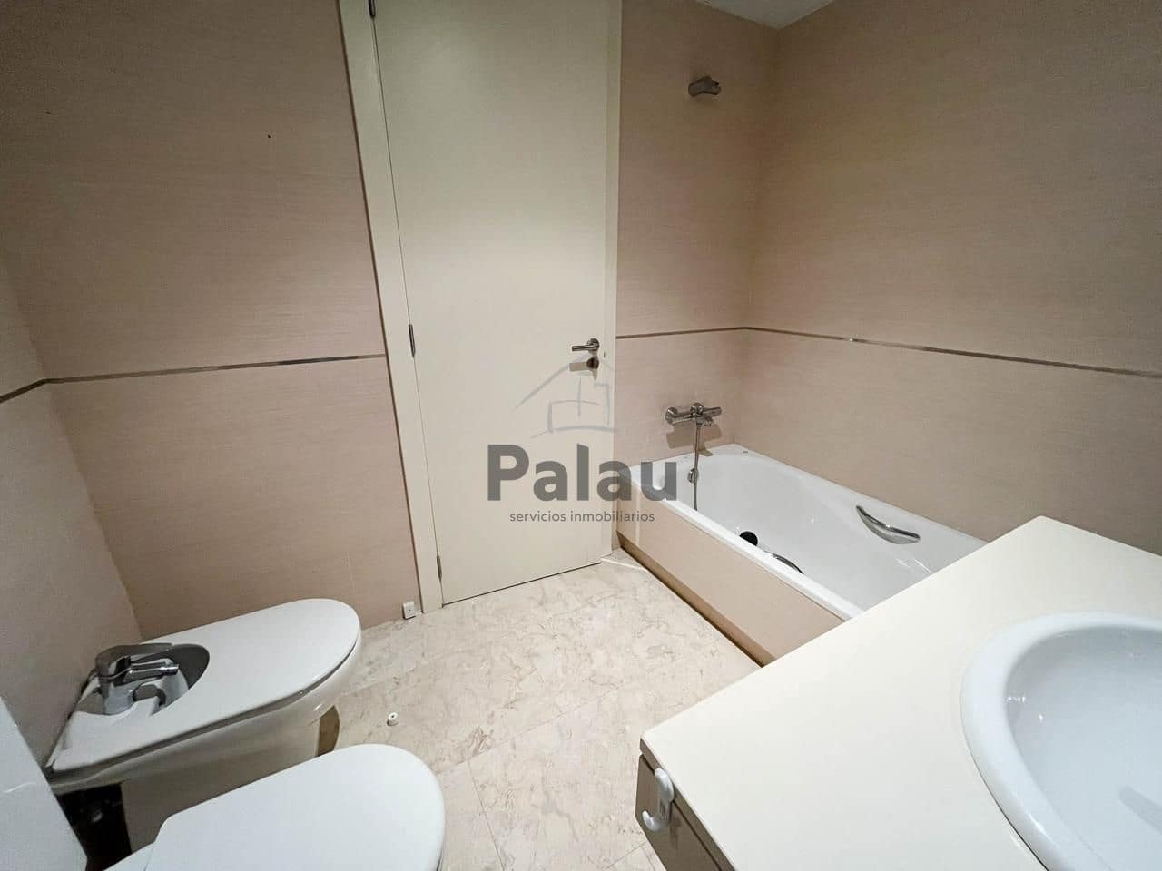 3 soverom Leilighet til salgs i Ciutadella de Menorca med svømmebasseng garasje - € 485 000 (Ref: 9532335)