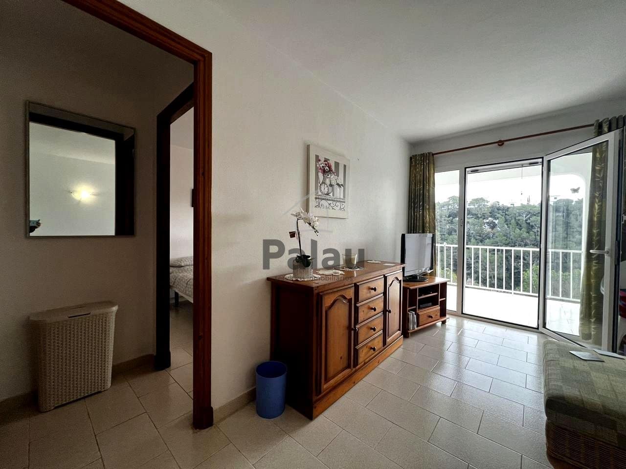 2 soveværelse Lejlighed til salg i Cala Galdana med swimmingpool - € 235.000 (Ref: 9536293)