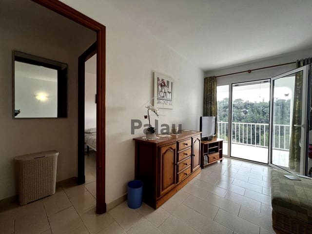 2 soveværelse Lejlighed til salg i Cala Galdana, Ferreries med swimmingpool - € 235.000 (Ref: 9536293)