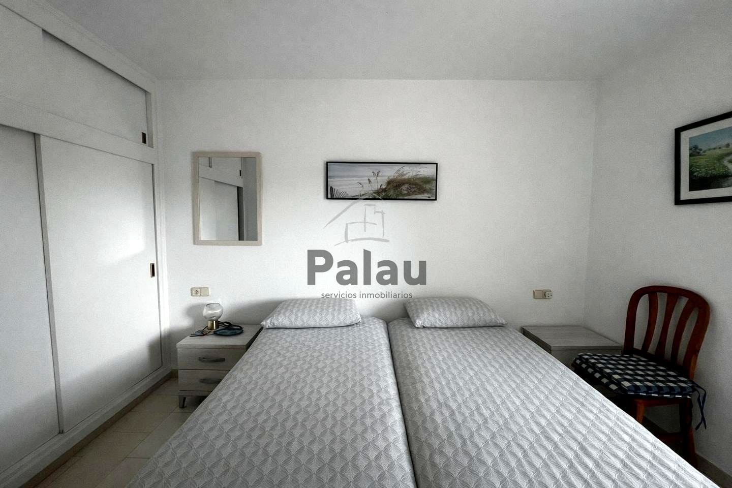 2 soveværelse Lejlighed til salg i Cala Galdana med swimmingpool - € 235.000 (Ref: 9536293)