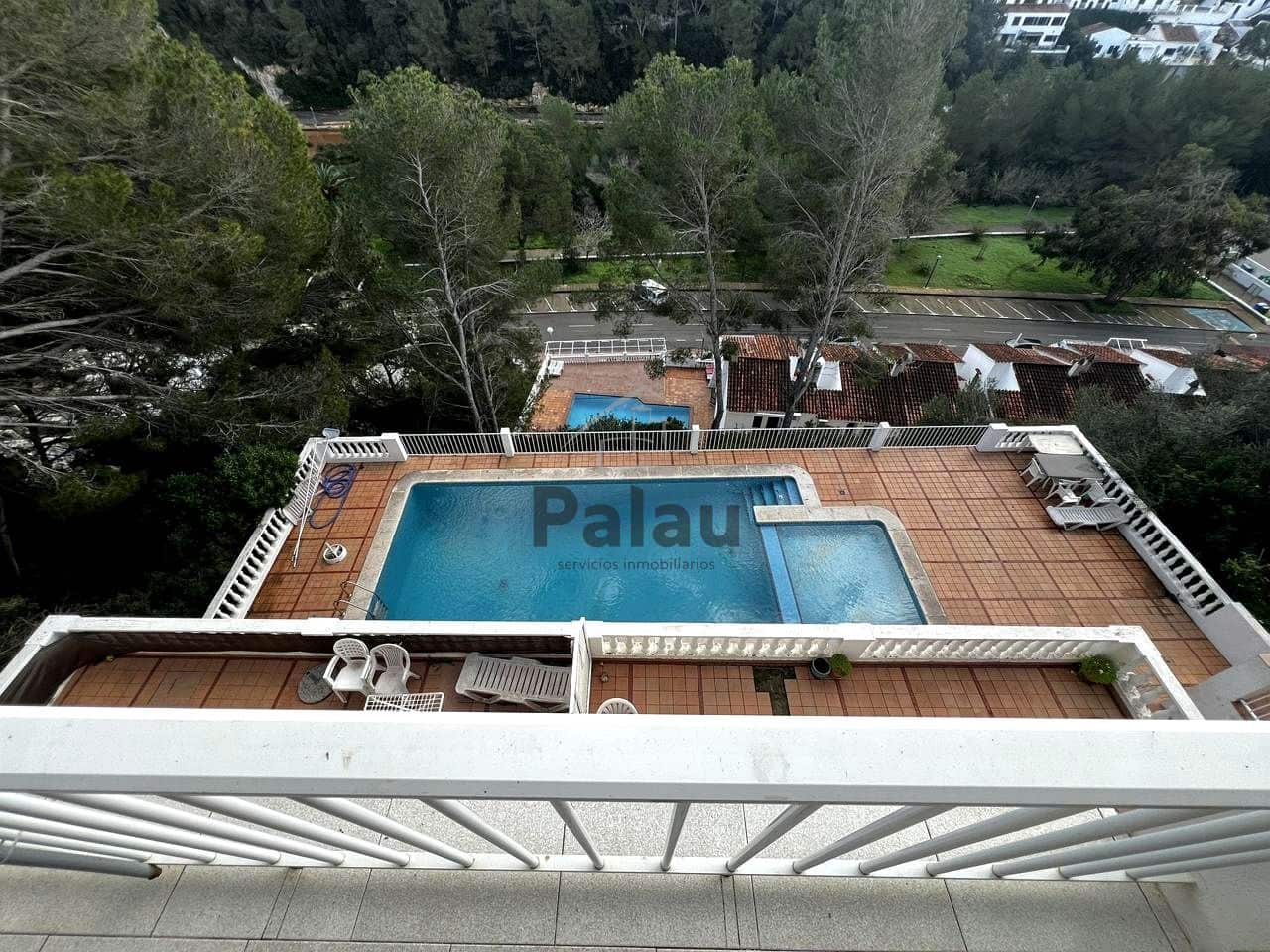 2 soveværelse Lejlighed til salg i Cala Galdana med swimmingpool - € 235.000 (Ref: 9536293)