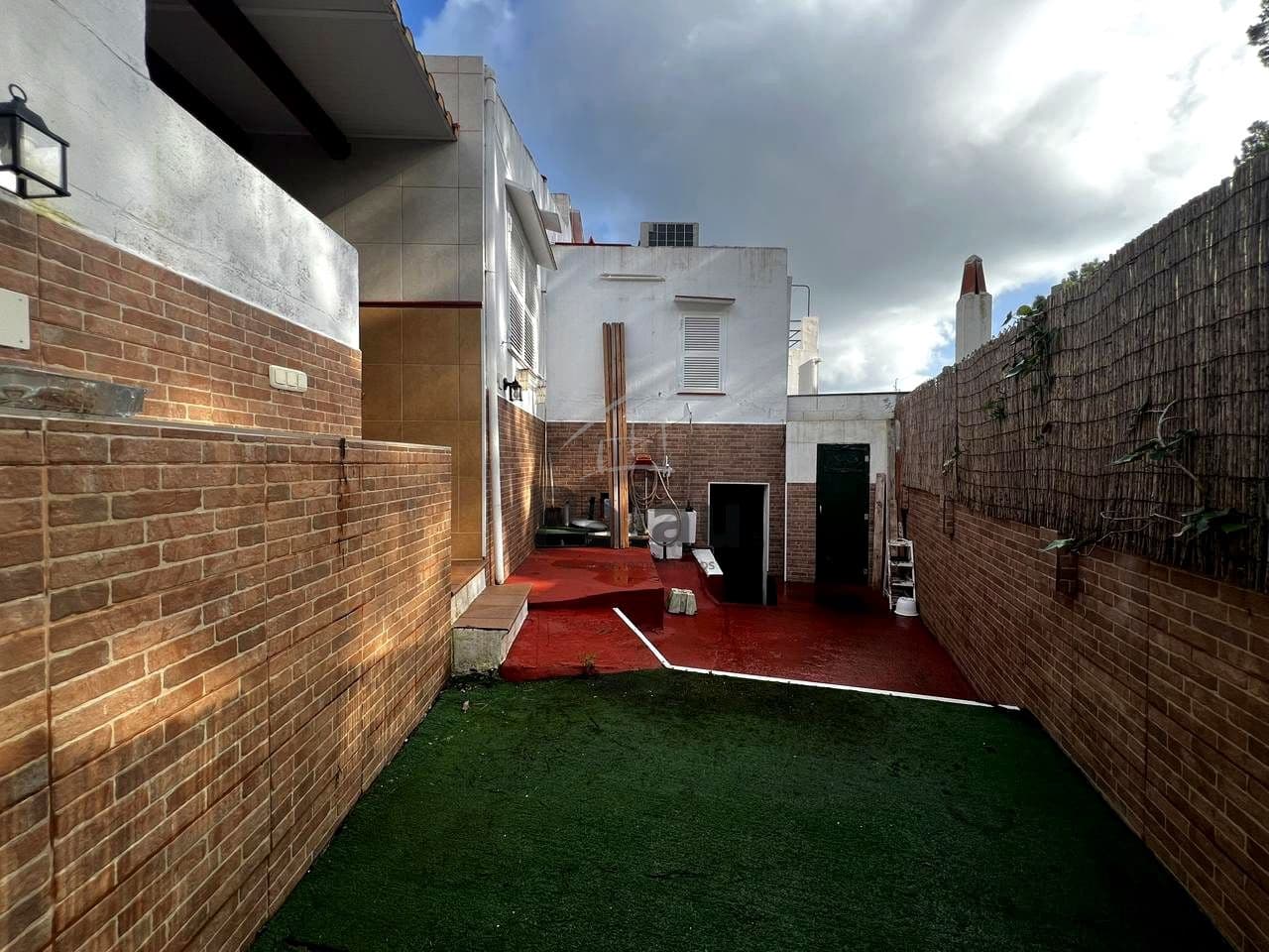 3 bedroom Villa for sale in Cala Galdana - € 345,000 (Ref: 9537836)