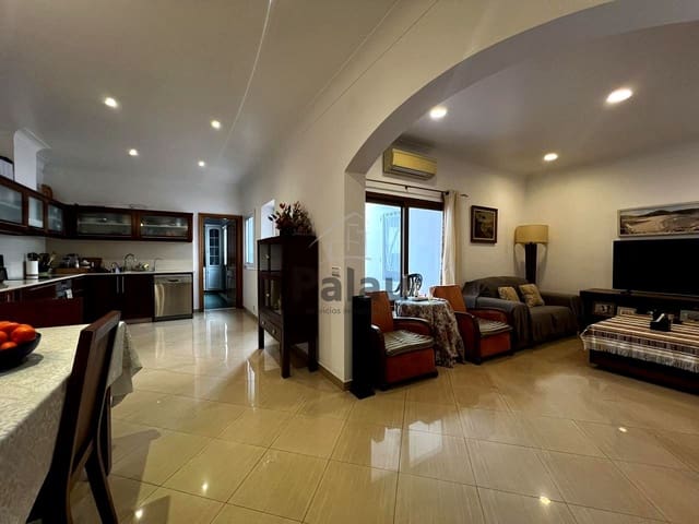 Piso de 3 habitaciones en Ciutadella, Ciutadella de Menorca en venta - 477.250 € (Ref: 9542087)