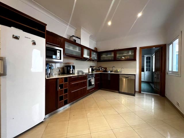 Piso de 3 habitaciones en Ciutadella, Ciutadella de Menorca en venta - 477.250 € (Ref: 9542087)