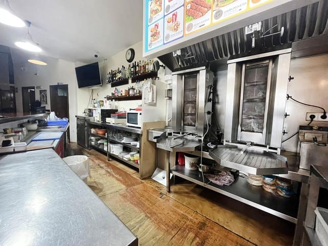 1 soverom Bedrift til salgs i Ciutadella de Menorca - € 577 000 (Ref: 9544560)