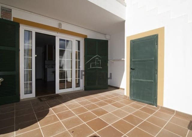 2 soveværelse Lejlighed til salg i Cala'n Bosch, Ciutadella de Menorca med swimmingpool - € 310.000 (Ref: 9554383)