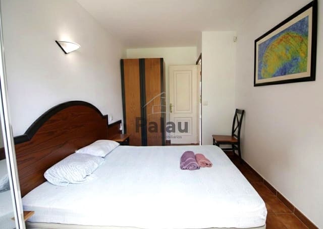 2 soveværelse Lejlighed til salg i Cala'n Bosch, Ciutadella de Menorca med swimmingpool - € 310.000 (Ref: 9554383)