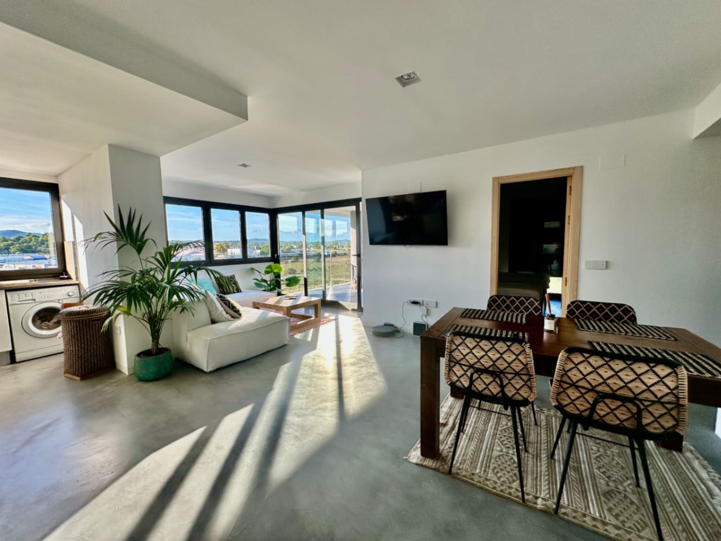 3 soveværelse Lejlighed til salg i Santa Eulalia / Santa Eularia med swimmingpool garage - € 790.000 (Ref: 9820936)