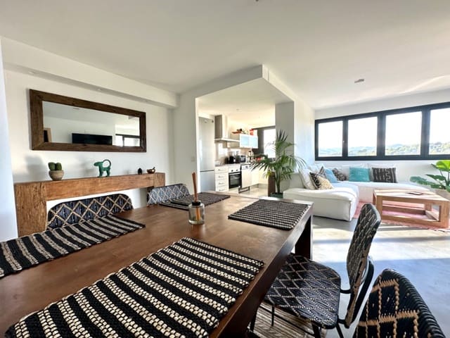 3 chambre Appartement à vendre à Santa Eulalia / Santa Eularia avec piscine garage - 790 000 € (Ref: 9820936)