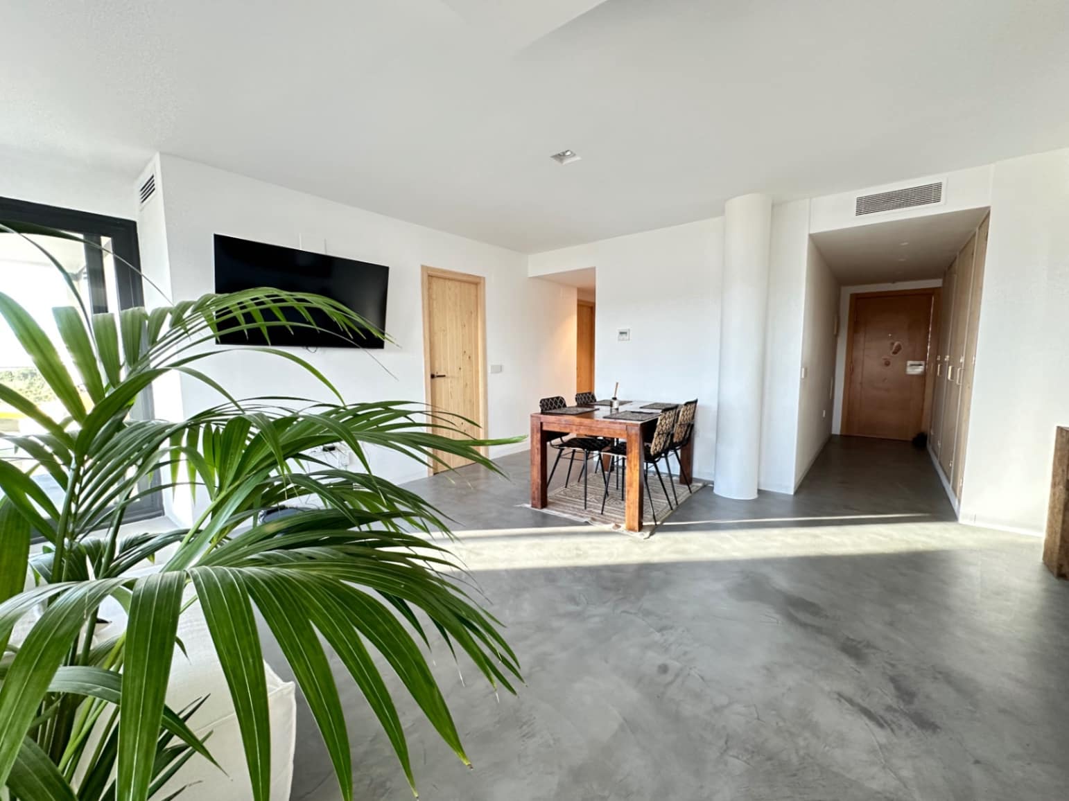 3 soveværelse Lejlighed til salg i Santa Eulalia / Santa Eularia med swimmingpool garage - € 790.000 (Ref: 9820936)