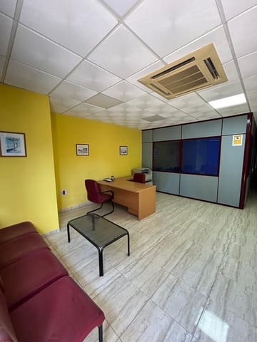 Kommersiell til salgs i La Gangosa, Vícar - € 68 000 (Ref: 9975724)