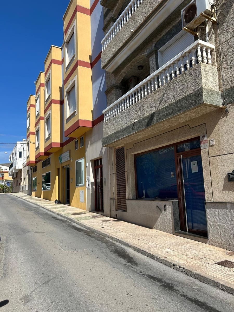 Kommersiell til salgs i La Gangosa - € 68 000 (Ref: 9975724)