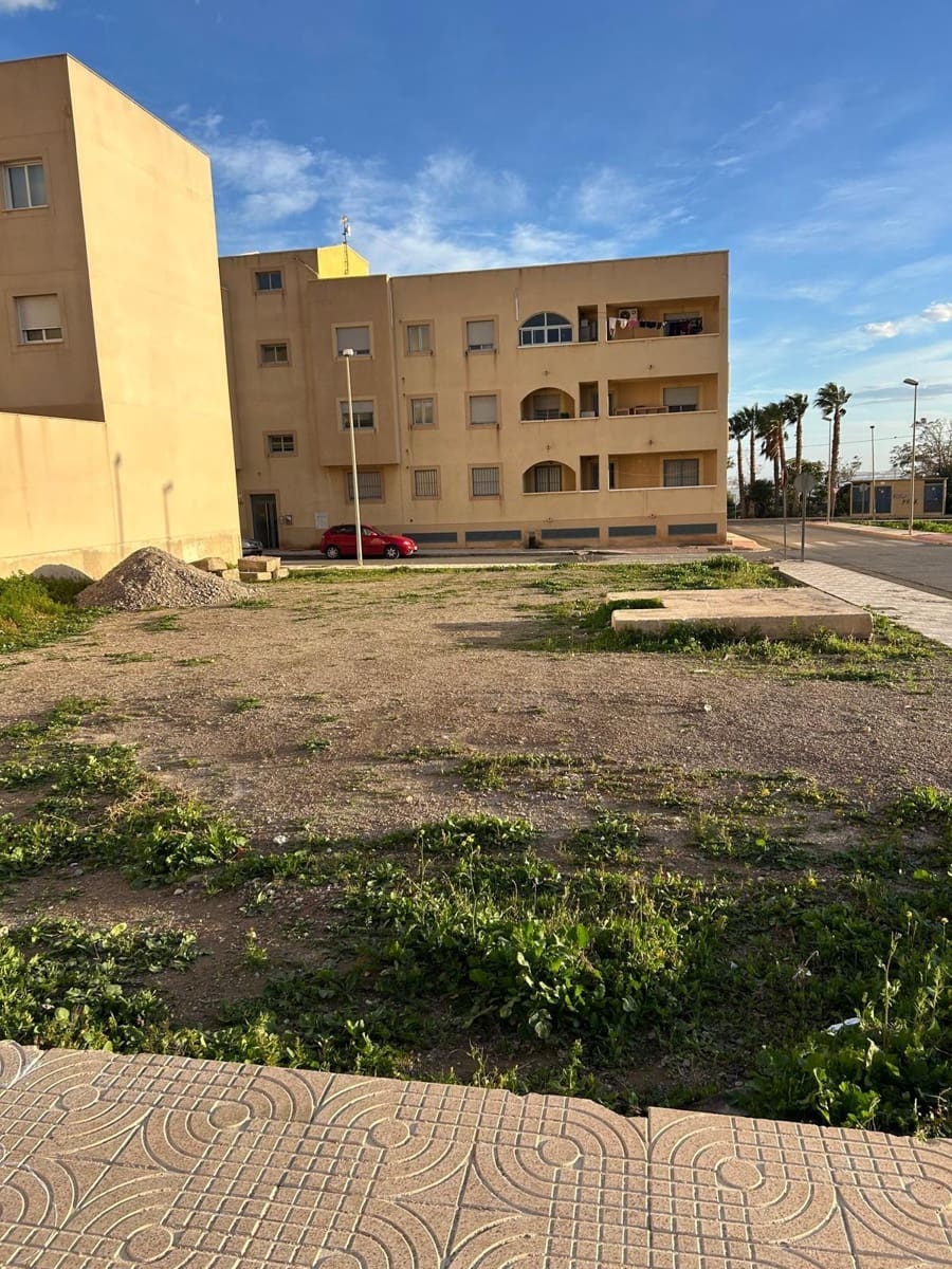 Byggetomt til salgs i Las Cabanuelas - € 35 000 (Ref: 9975729)