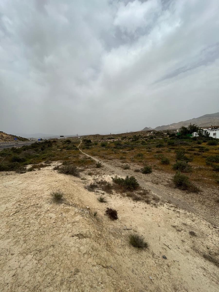 Ubebygd land til salgs i Pechina - € 21 000 (Ref: 9975730)