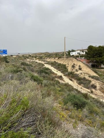 Grunde uden byggetilladelser til salg i Pechina - € 21.000 (Ref: 9975730)