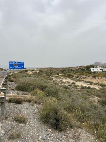 Grunde uden byggetilladelser til salg i Pechina - € 21.000 (Ref: 9975730)