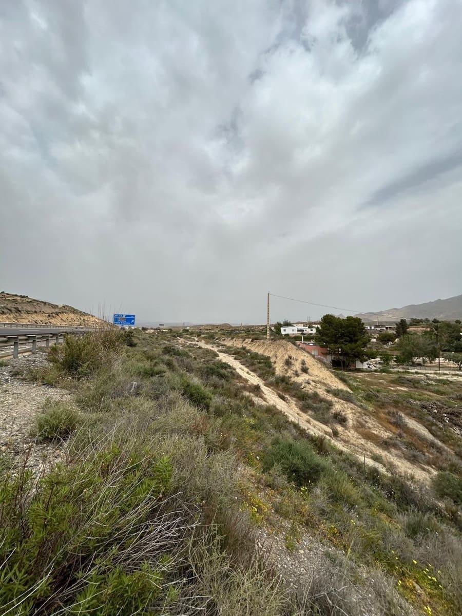 Ubebygd land til salgs i Pechina - € 21 000 (Ref: 9975730)