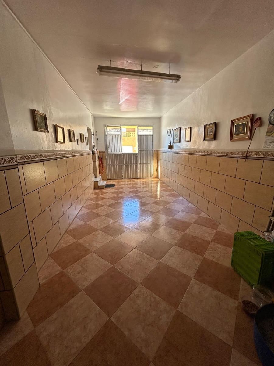 6 sypialnia Dom na sprzedaż w Las Cabanuelas z garażem - 159 000 € (Ref: 9975731)