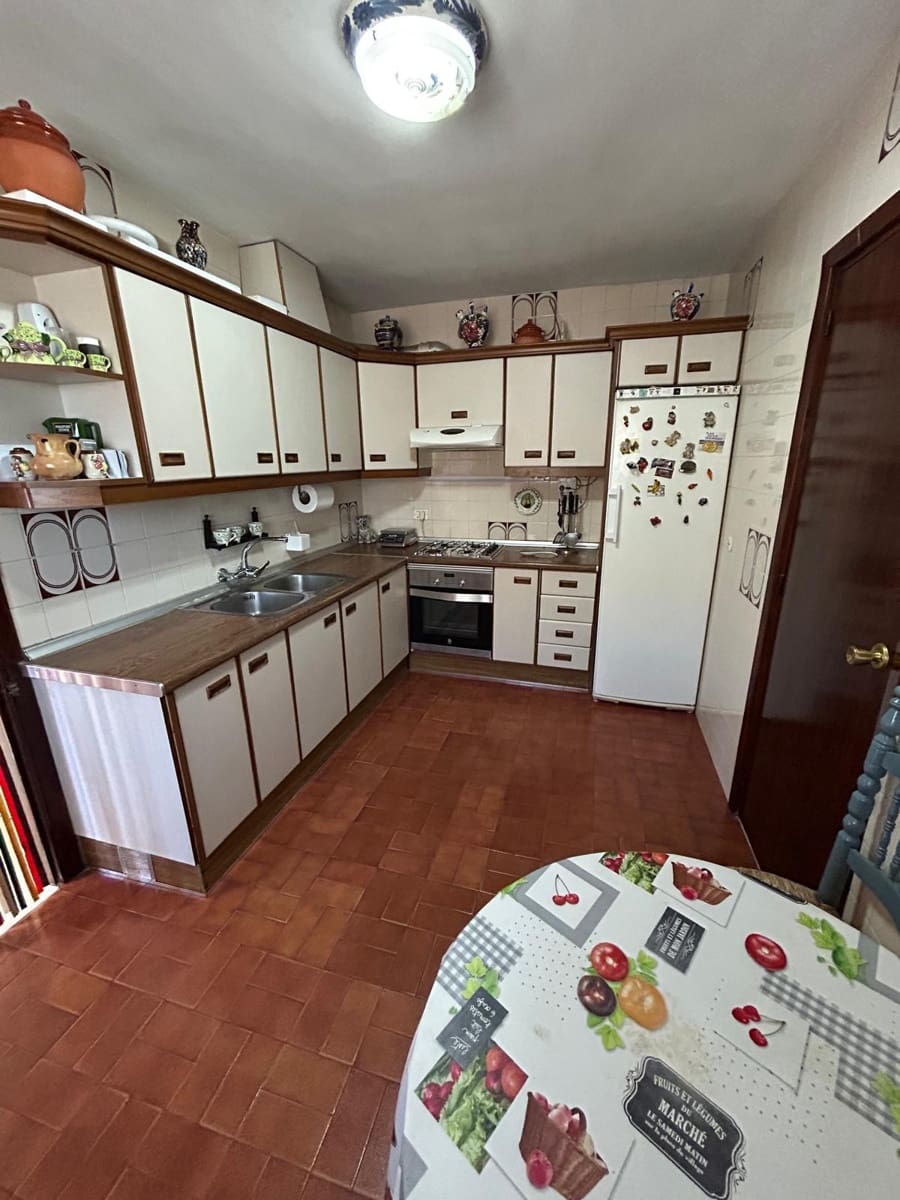 6 sypialnia Dom na sprzedaż w Las Cabanuelas z garażem - 159 000 € (Ref: 9975731)