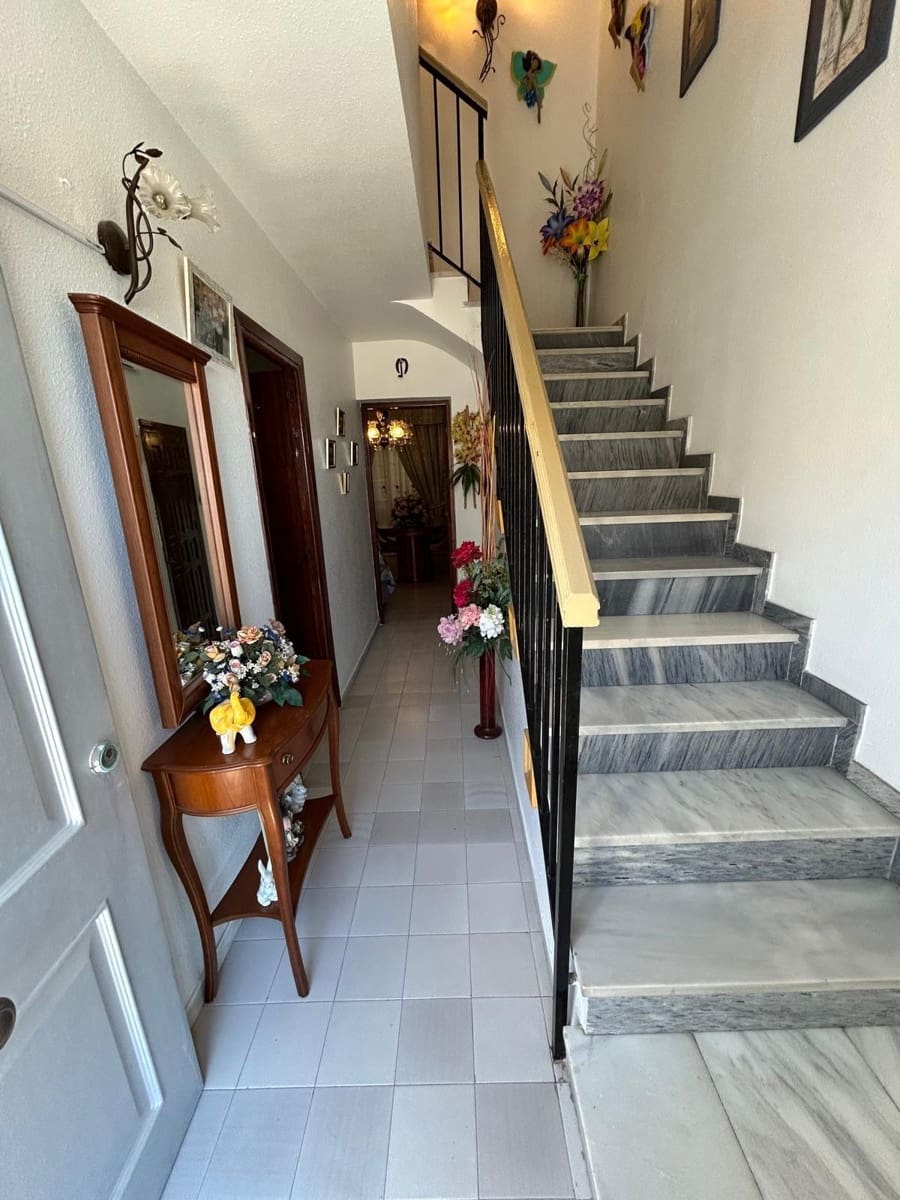 6 sypialnia Dom na sprzedaż w Las Cabanuelas z garażem - 159 000 € (Ref: 9975731)